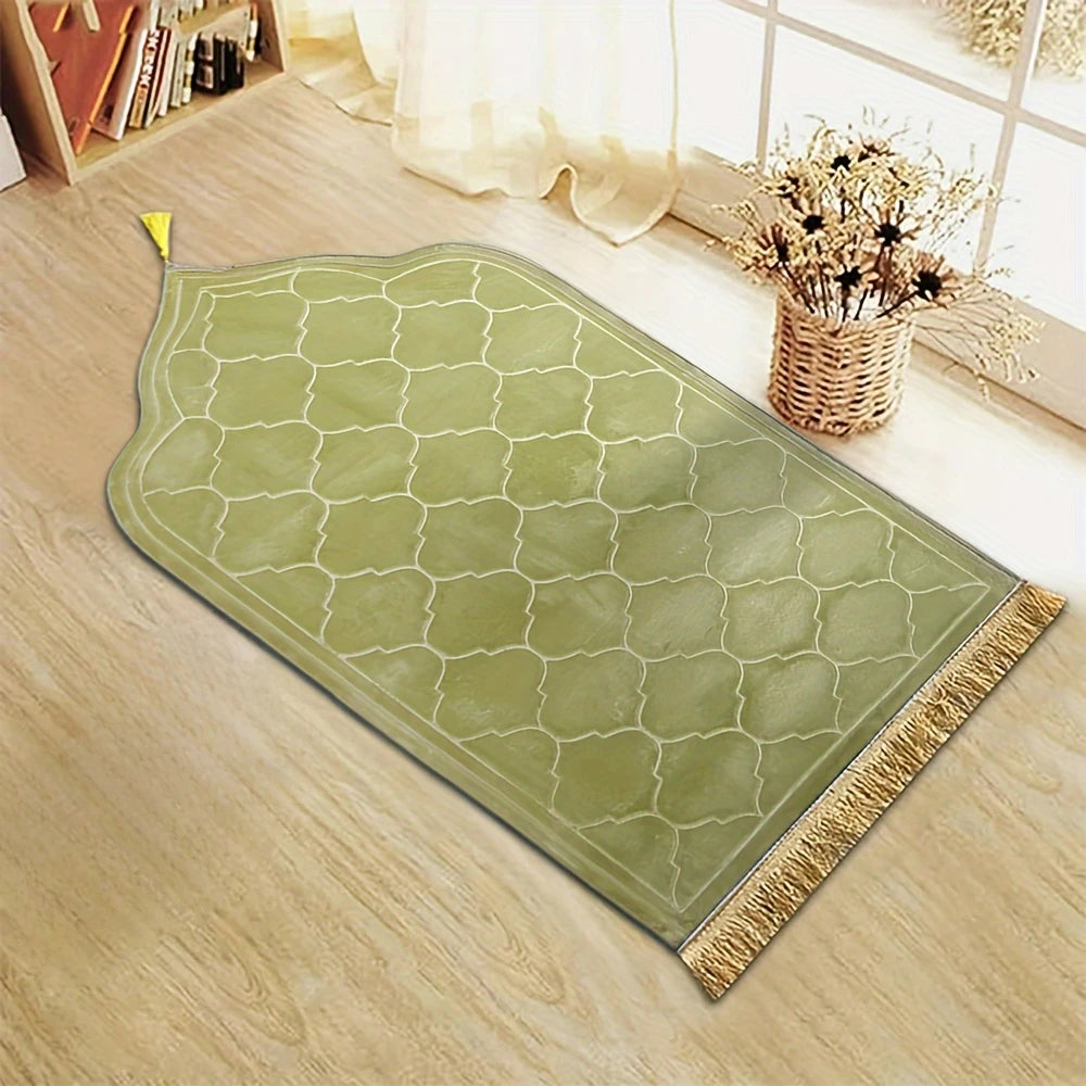 Thickened Printed Prayer Mat (miṣallā) (مِصَلّى / سجادة صلاة)